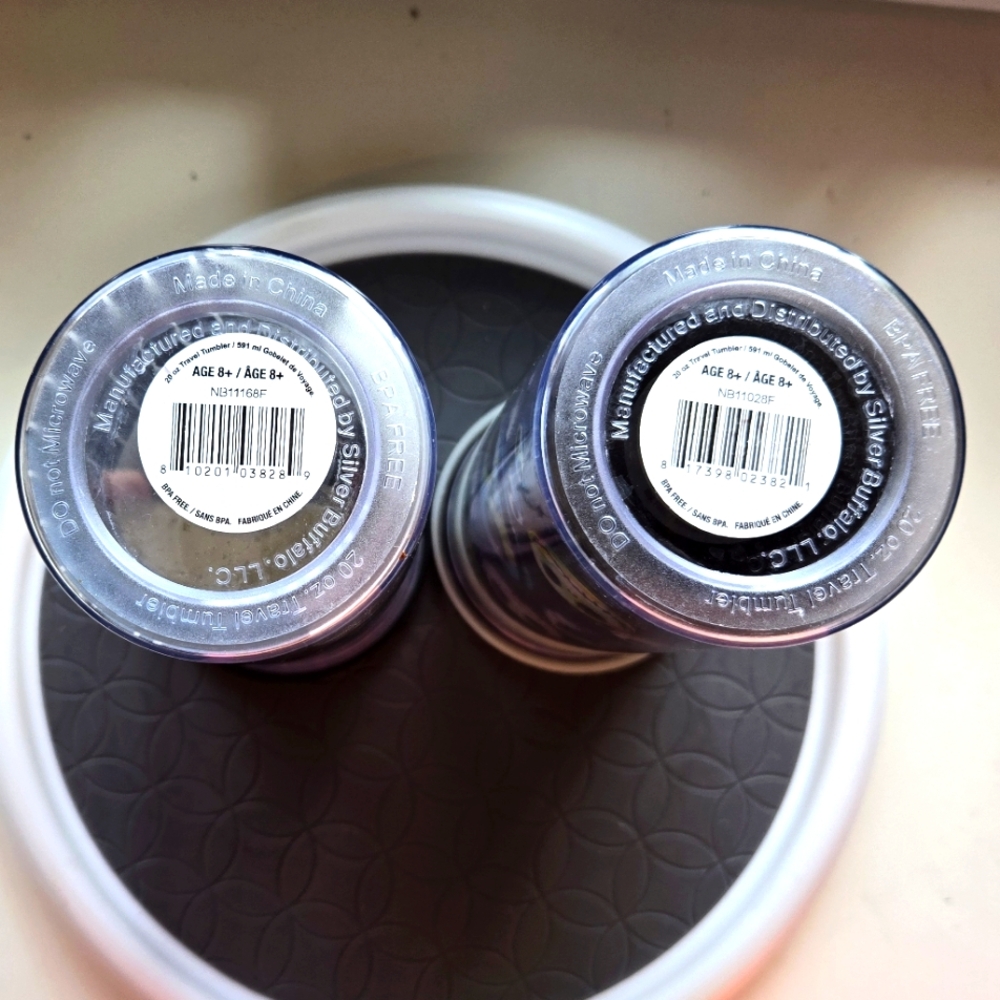 Jack Skellington Travel Tumblers with Lid and Stainless Steel Straws - Picture 7 of 8